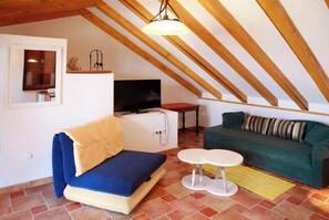 Fernseher, Kamin