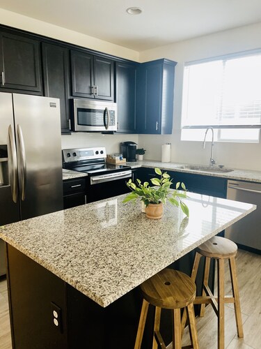 Modern 4BR near AZ Athletic Grounds, Queen Creek, Schnept Farms