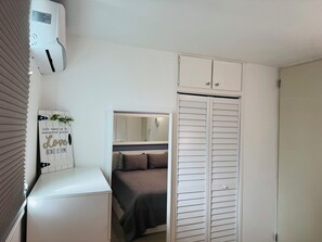 2 dormitorios, tabla de planchar con plancha, wifi gratis y ropa de cama