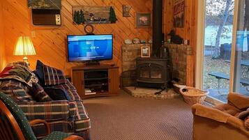 Smart TV, DVD player, videoteca, aparelho de som