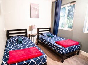 Deluxe Double or Twin Room, Multiple Beds, Non Smoking, Pool Access