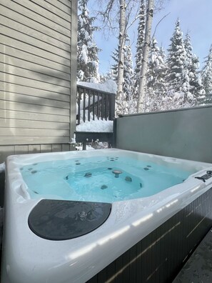 室外 SPA 浴池