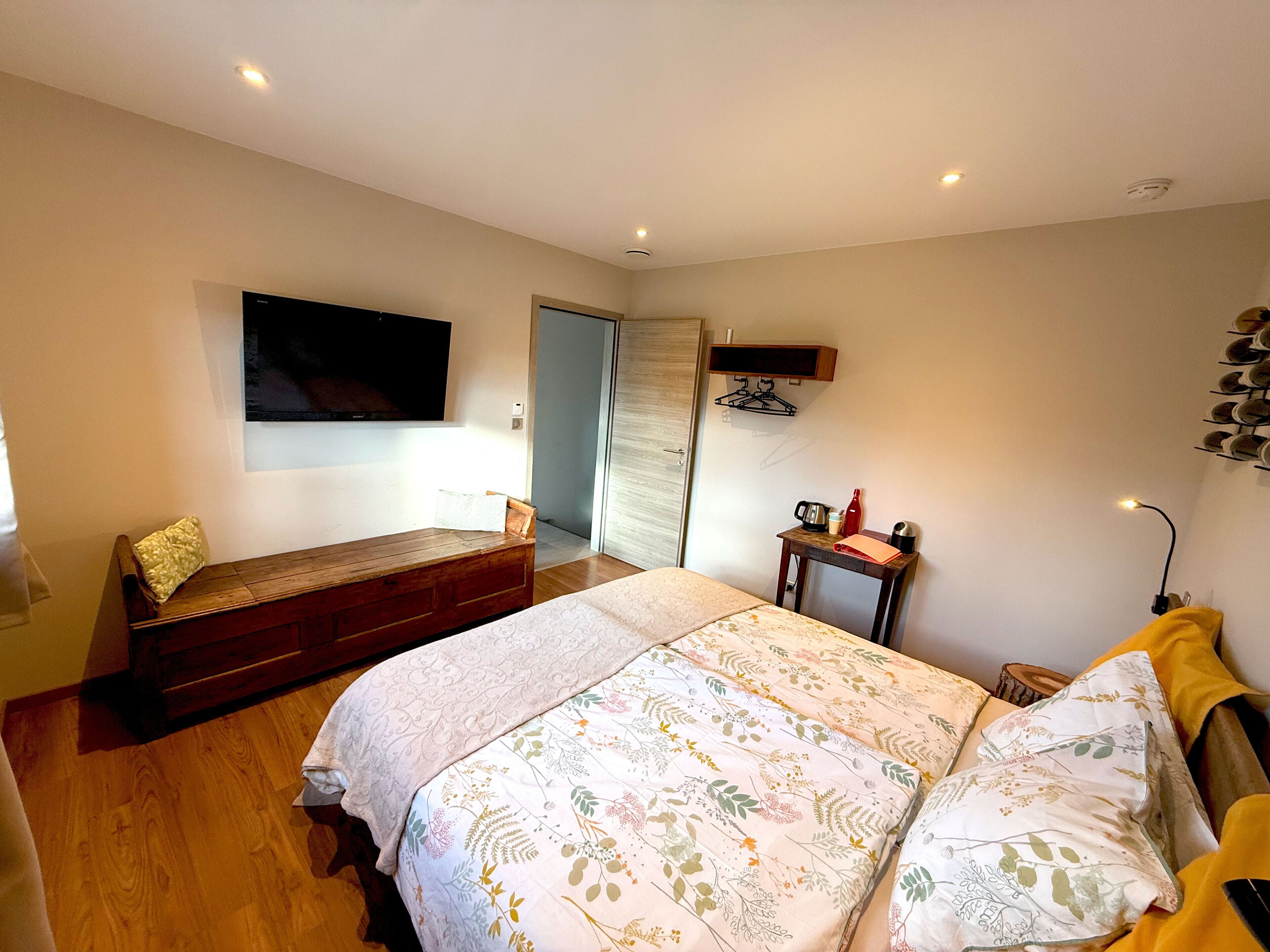 1 bedroom, free WiFi, bed sheets