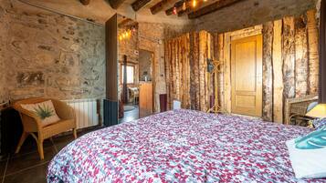 1 chambre, accès au Wi-Fi (inclus), literie fournie