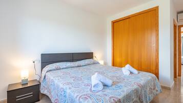 3 chambres, fer et planche Ă repasser, Wi-Fi gratuit, draps fournis