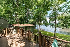 Property grounds - Peaceful Lake front (Macon)