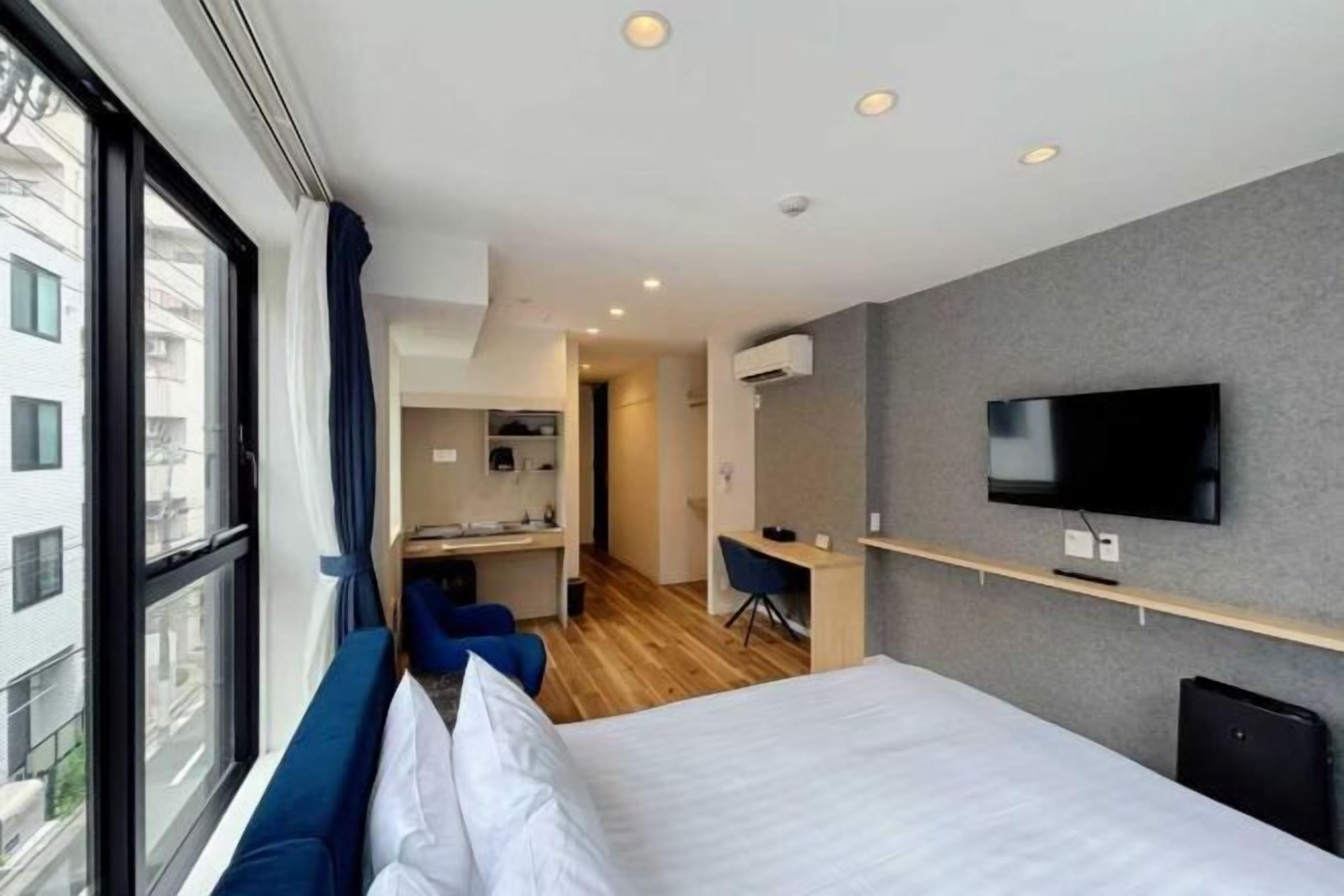 防音設備、WiFi (無料)、ベッドシーツ