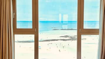 Beach/ocean view