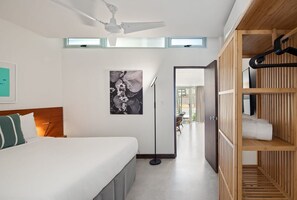 1 bedroom, travel cot, WiFi, bed sheets - Suite Paquita | Perfectly located boutique apartment! (San Juan)