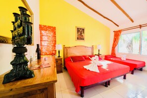 8 Schlafzimmer, Bügeleisen/Bügelbrett, kostenloses Internet