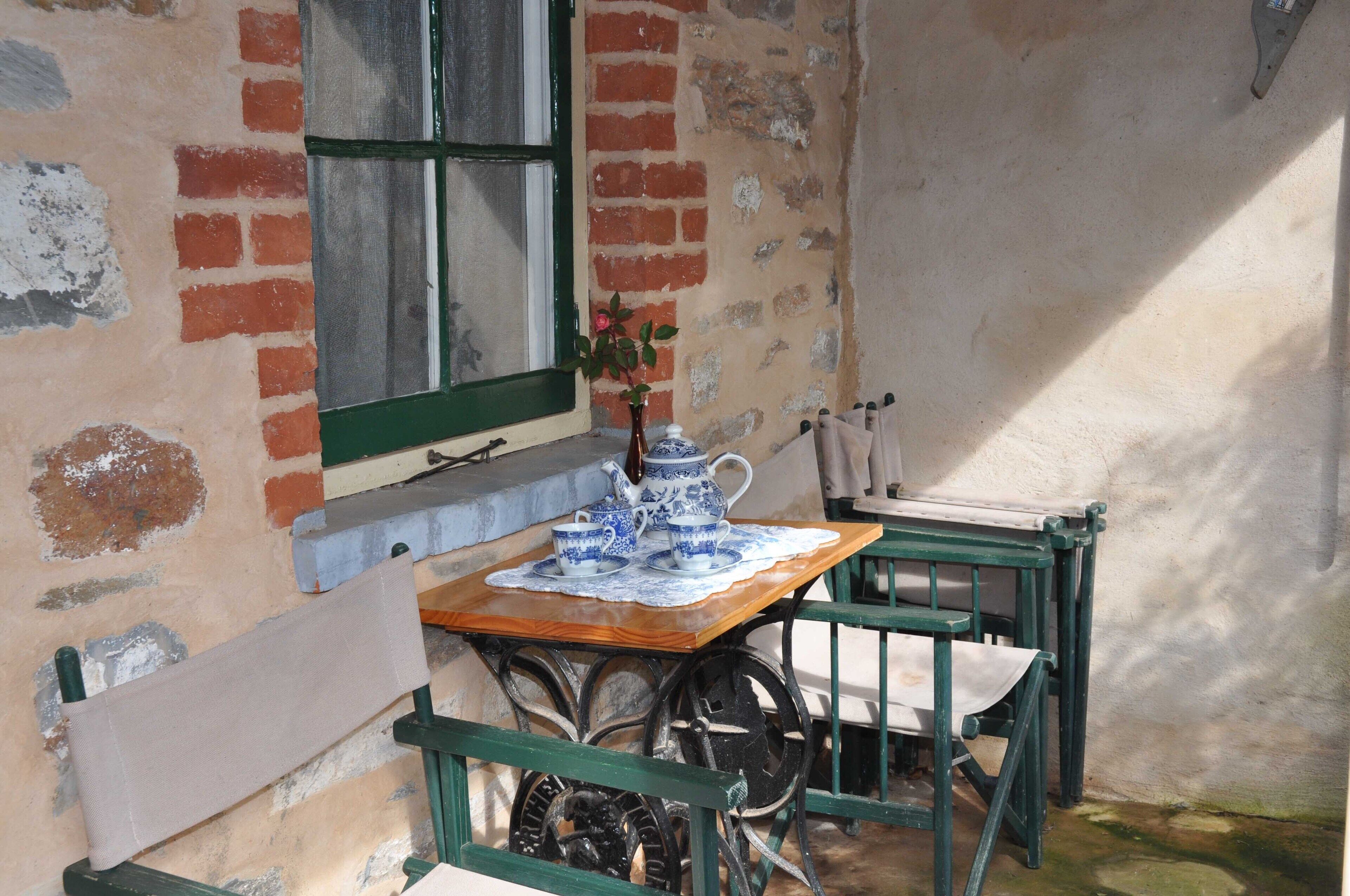 Emma Tiver Heritage Cottage -restored Miner's Cottage - step back to circa 1856 — image 2