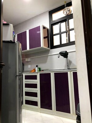 City Studio | Private kitchen | Fridge, microwave - Rada Blaza (Manama)