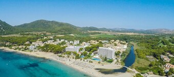 Universal Hotel Laguna