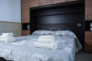 3 多间卧室、熨斗/熨衣板、免费 WiFi、床单