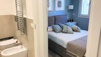 3 camere, ferro/asse da stiro, Wi-Fi gratuito, lenzuola