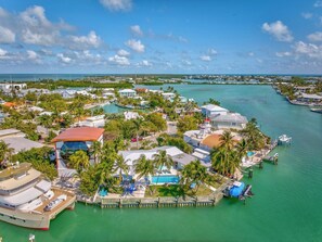 Unclassified image, 4 of 50, button