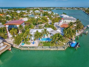 Unclassified image, 2 of 50, button