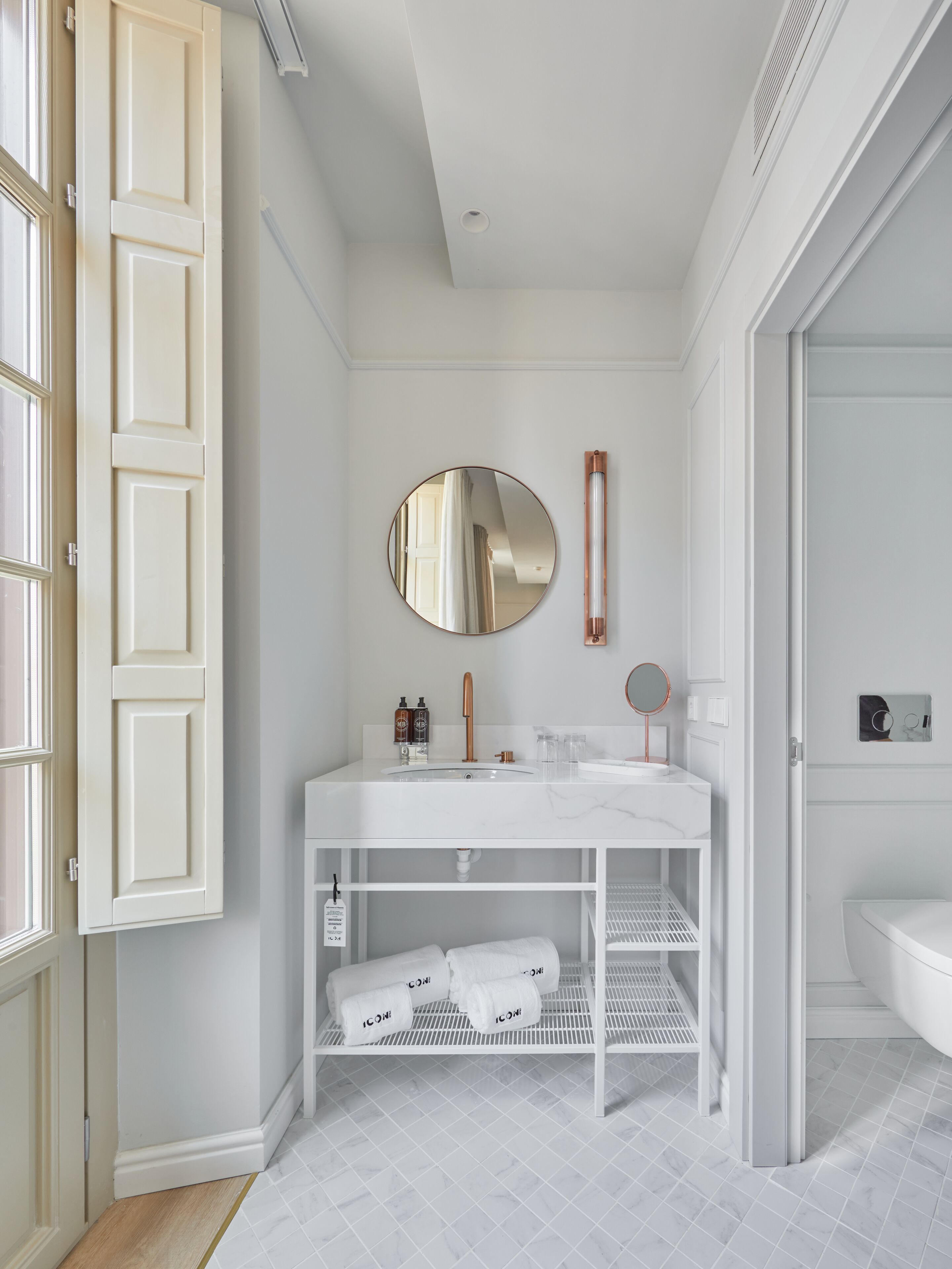 minibar, in-room safe, soundproofing, iron/ironing board