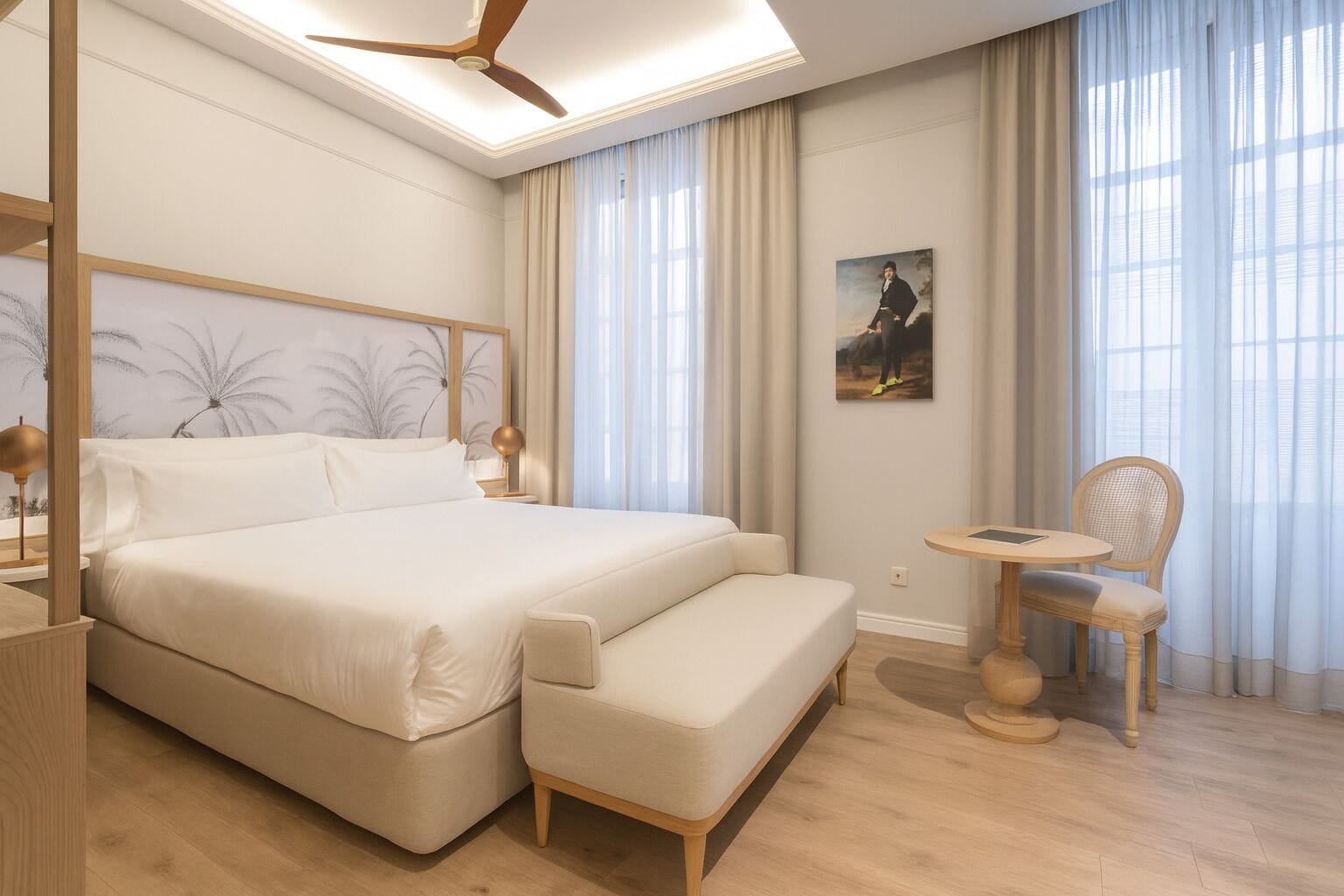 Minibar, caja de seguridad en la habitación y sistema de insonorización 