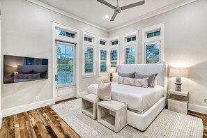 5 bedrooms, WiFi, bed sheets - WaterColor Oasis in Forest District | Beach Club Access, Electric Cart, & Bikes (Santa Rosa Beach)