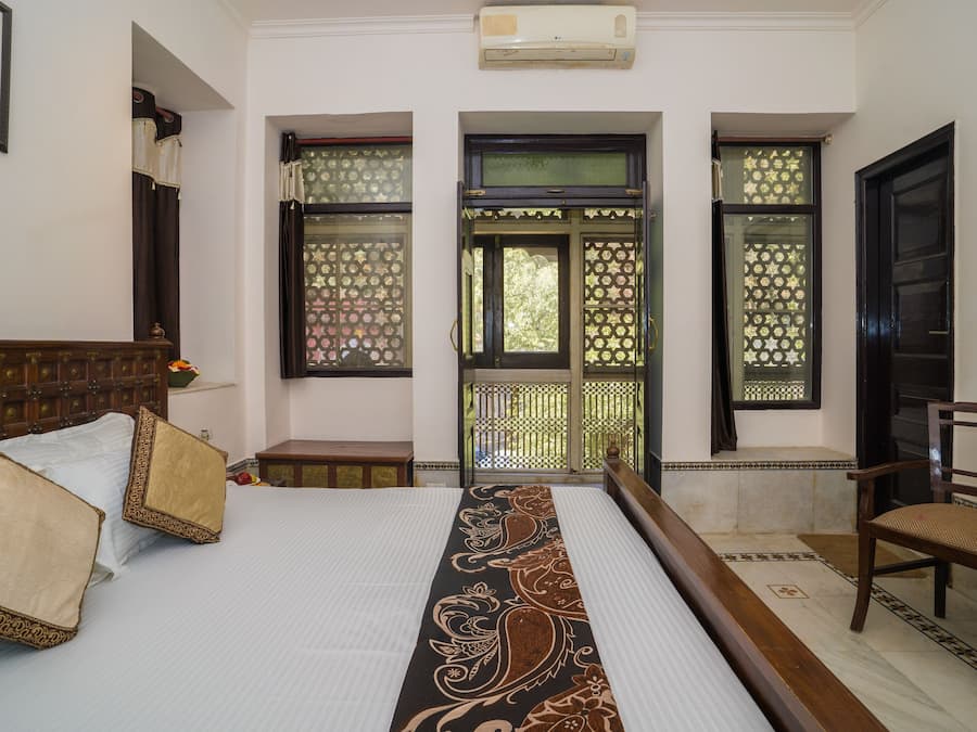 Classic-Zimmer | Zimmersafe, Schreibtisch, Bügeleisen/Bügelbrett, kostenloses WLAN