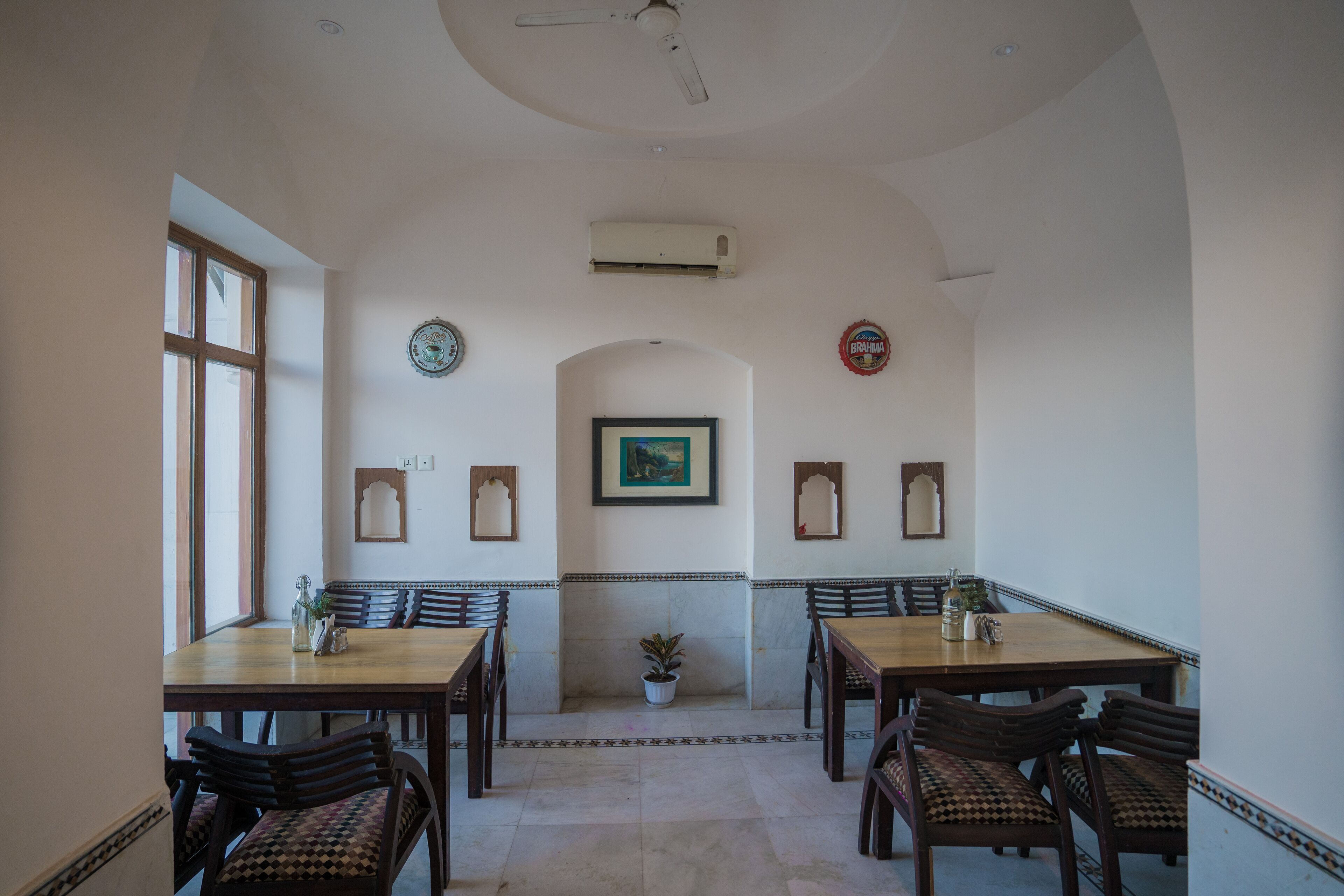 Daily local cuisine breakfast (INR 200 per person)