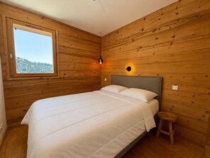 2 bedrooms, free WiFi