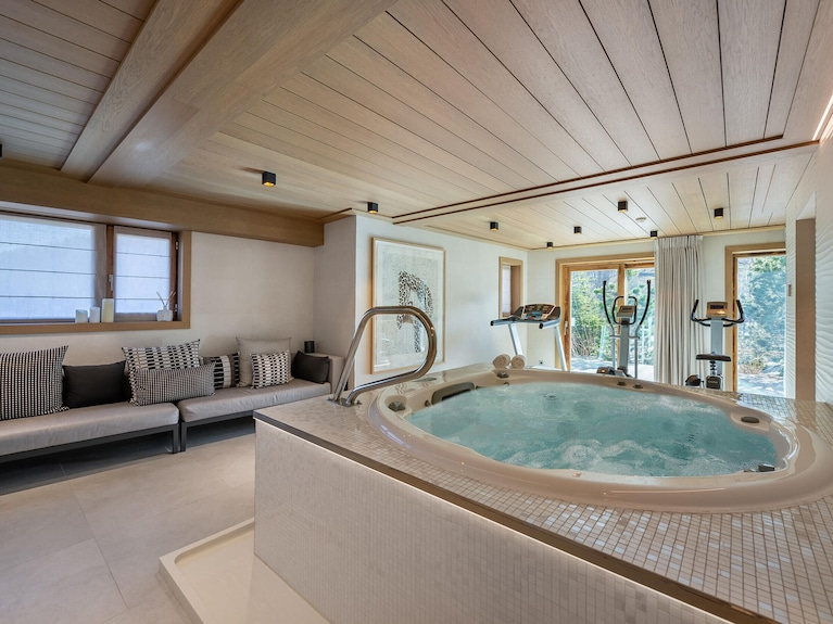 Luxus-chalet Mit Wellness In Meribel, Halbpension Inklusive - Méribel