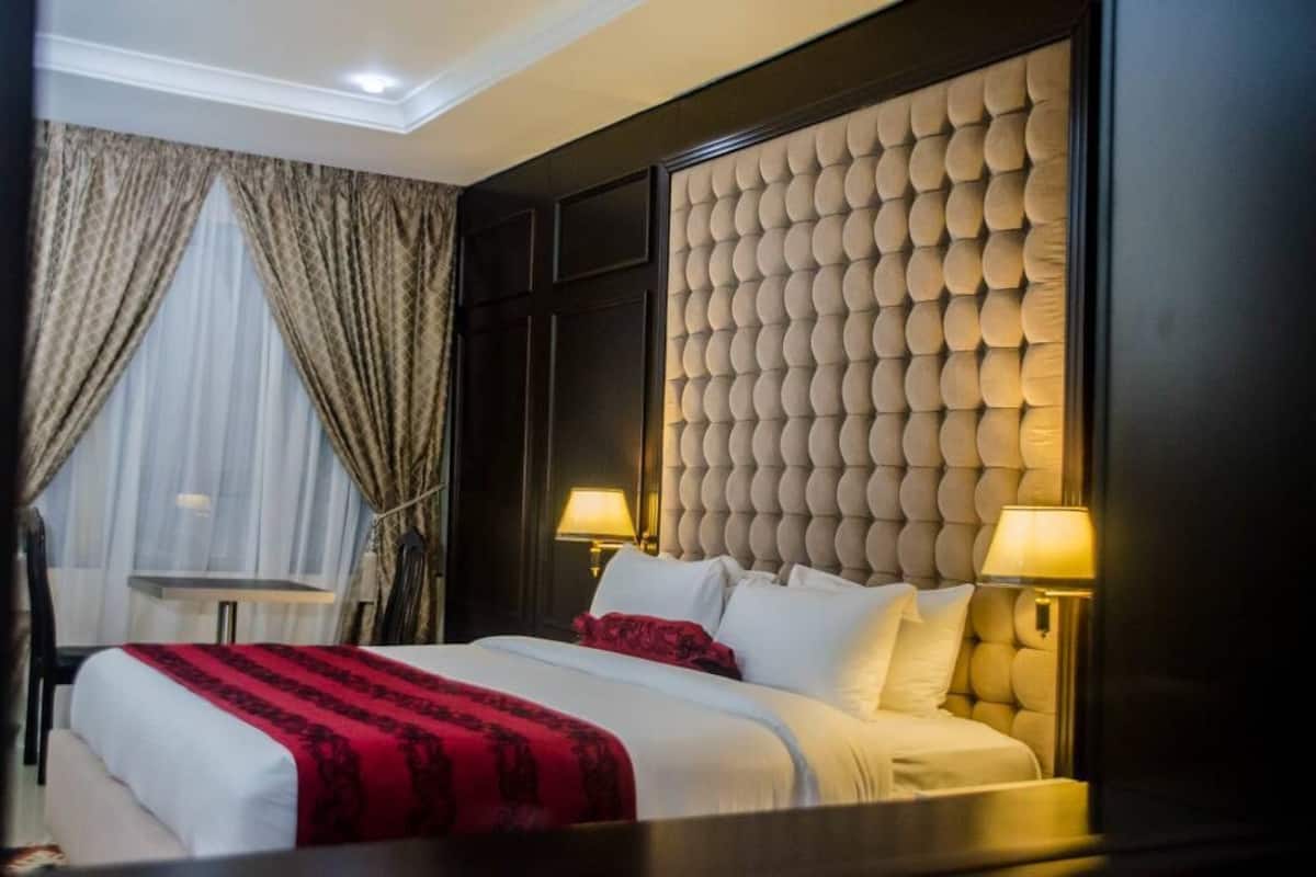 Executive Room