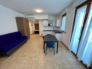 Standard Studio | Private kitchen - Corte Milano - Hostel (Rozzano)
