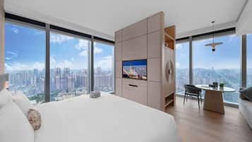Executive City View Room with Healing Pool | 1 bedroom, premium bedding, down comforters, free minibar
