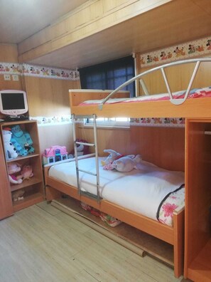 2 chambres, draps fournis