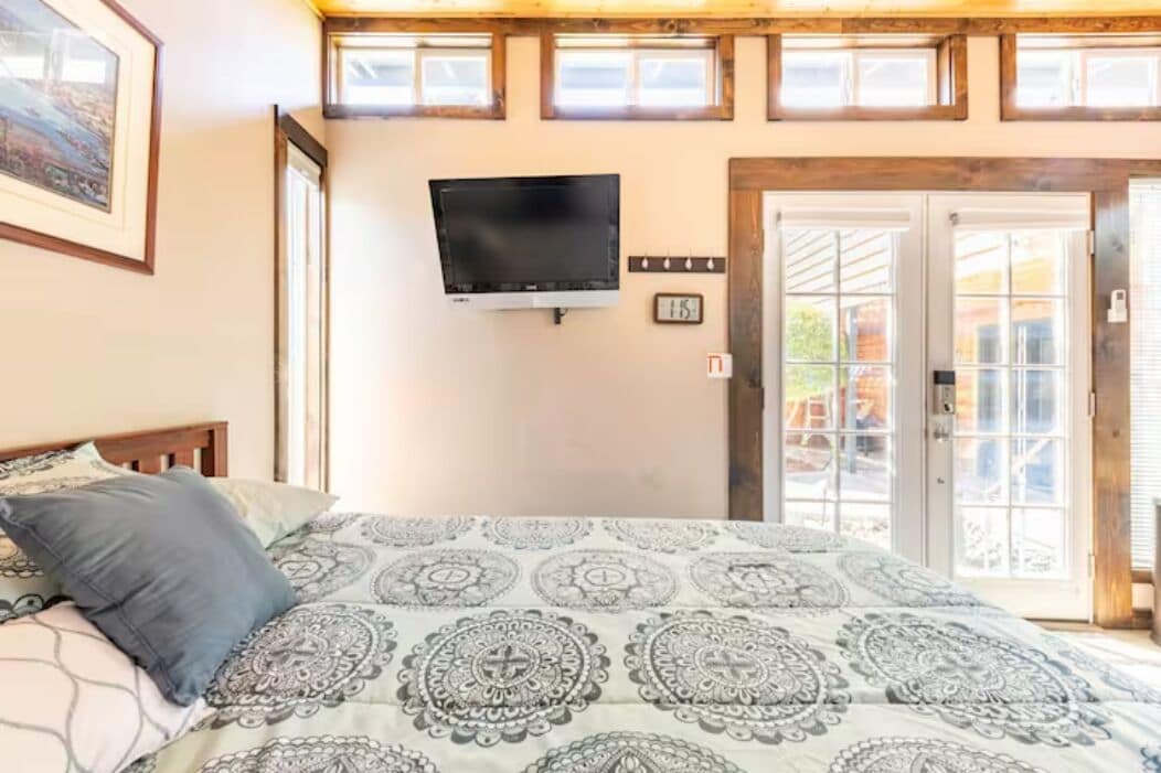 1 habitación, escritorio, wifi gratis y ropa de cama 