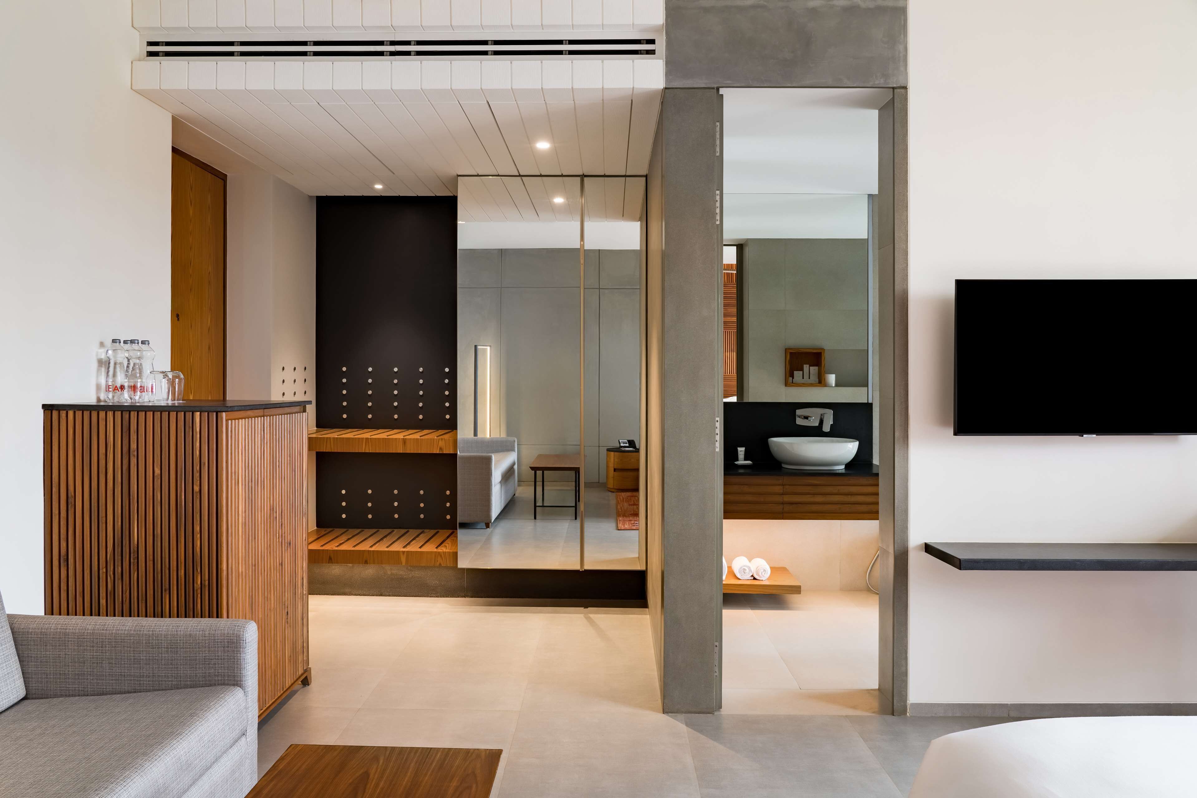 In-room safe, individually decorated, individually furnished, desk