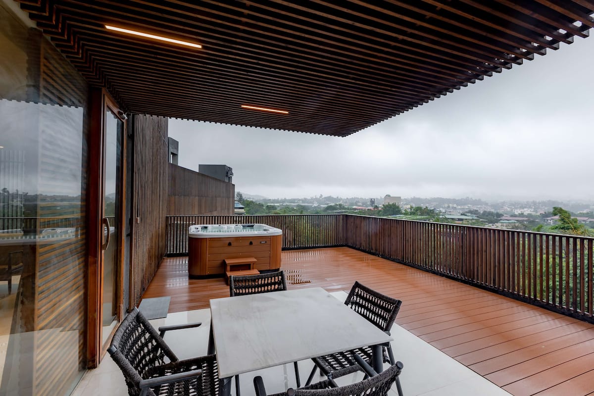 Presidential Suite | In-room safe, individually decorated, individually furnished, desk