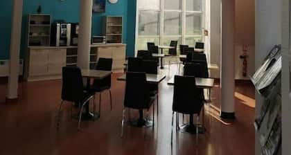 Hotel Mervil Airport