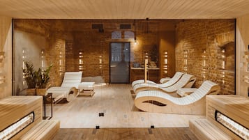 Couples treatment room(s), sauna, body treatments, aromatherapy
