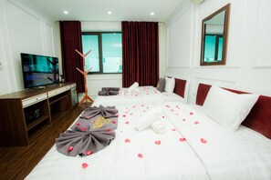 Twin Room | View from room - Wind Hotel (Hanoi)