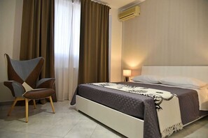 1 habitación, escritorio y insonorización 