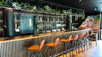 Bar (in der Unterkunft)