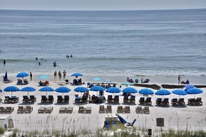 On the beach - Oceanfront 4th Floor Condo | FREE Beach Service | Regency Towers PCB (Panama City)