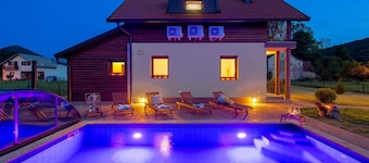 Awesome home in Gospic with WiFi