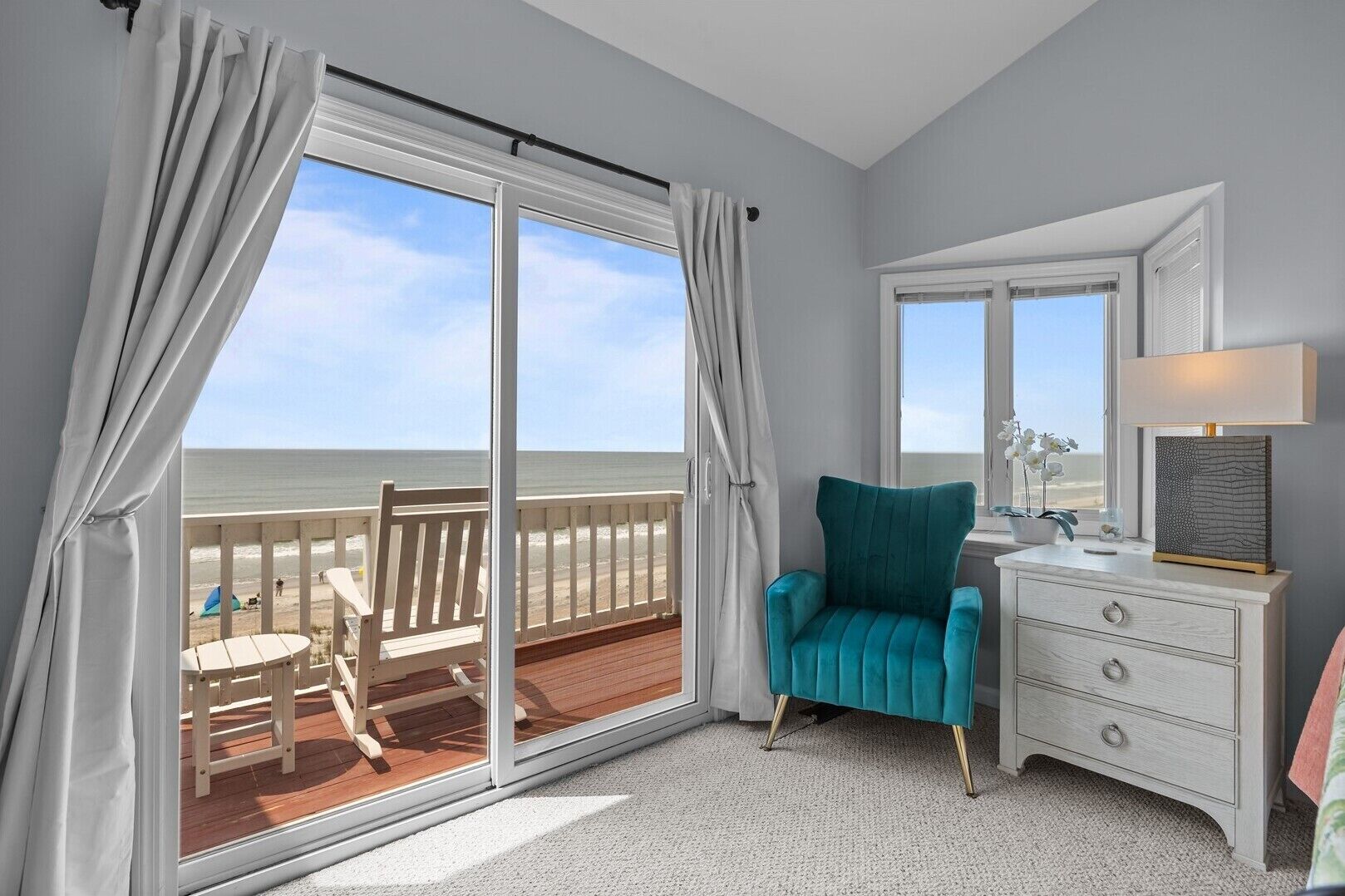 Flachbildfernseher, Kamin, Netflix, Hulu