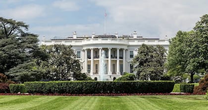 Stylish Modern Suite in the Heart of Chevy Chase!