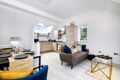 Host & Stay | Captain's Retreat