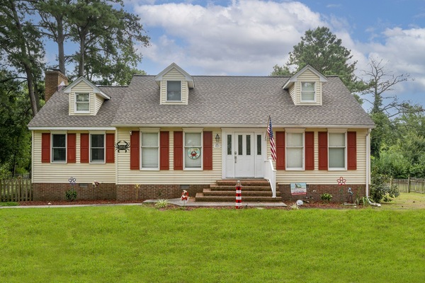 Welcome to Sandy Bottoms on beautiful Chincoteague Island!