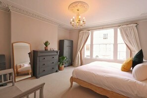 3 Schlafzimmer, Bügeleisen/Bügelbrett, WLAN, Bettwäsche