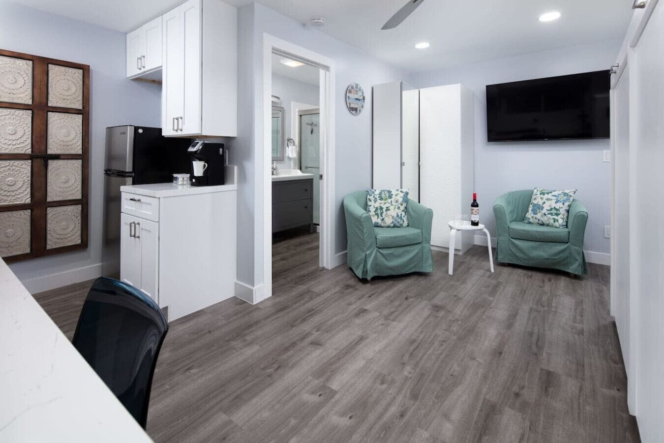 Télévision, espaces bureaux