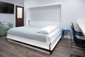 Iron/ironing board, travel cot, WiFi, bed sheets