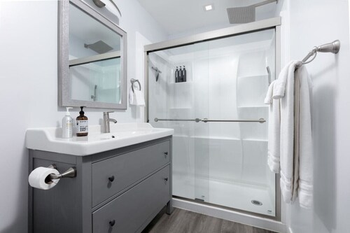 Charming Private Mission Bay Studio 2